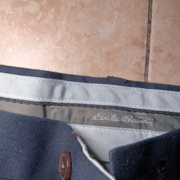 Eddie Bauer Size 44W Pants for Men CLASSIC/STRAIGHT Navy - Picture 3 of 5